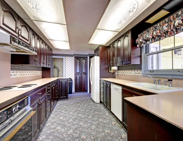 Kitchen Carpet Installation in Peoria